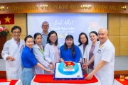 Chúc mừng sinh nhật "Người bạn lớn" của thanh niên