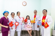 Em bé 30/4 – Những mầm xanh trong ngày đại thắng