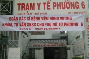 Khám bệnh cho phụ nữ nghèo tại phường 6 quận 8 