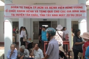 Chung tay hướng về đồng bào nghèo xã Tân Phú-Tân Châu ngày 22-6-2014