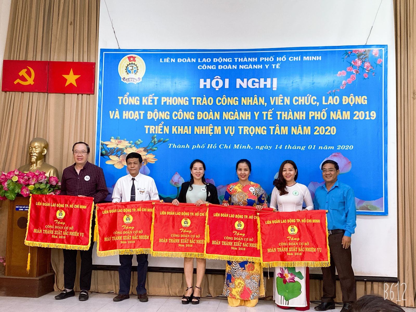 BVHV NHẬN CỜ LĐLĐ 2019